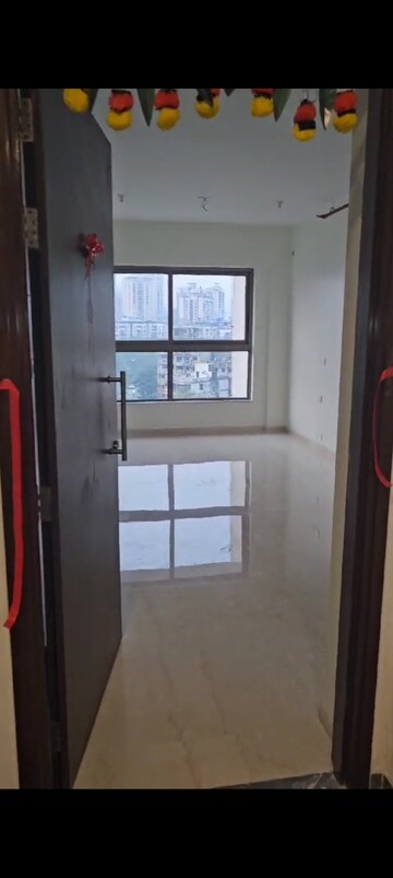 Bathroom in 2 BHK Apartment at Kalpataru Paramount, Kapur Bawdi – for Rent