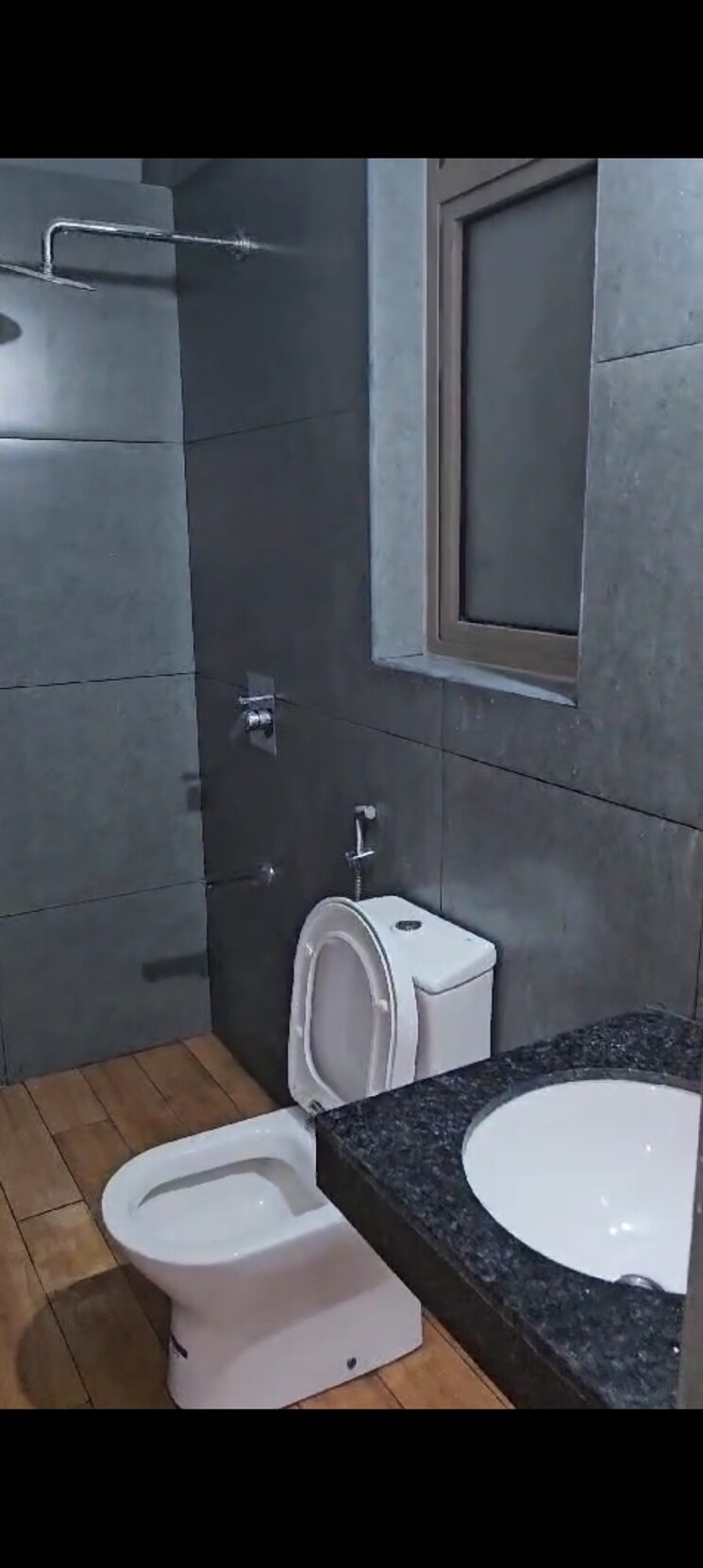 Bathroom, kalpataru-paramount 2 Bedroom 672 Sq.Ft. Apartment In Kapur Bawdi Thane 8850101