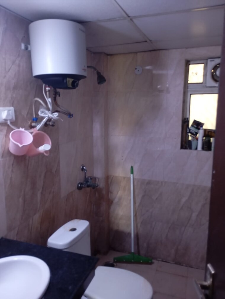 Bathroom, nimbus-the-hyde-park 2 Bedroom 1080 Sq.Ft. Apartment In Sector 78 Noida 8850116