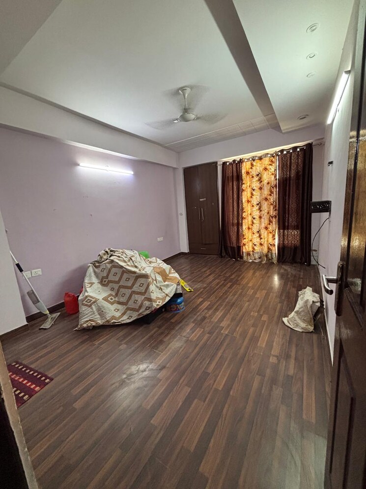 Living Room, hilston-residences 3 Bedroom 1400 Sq.Ft. Apartment In Sector 79 Noida 8809800