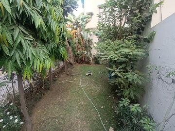 Balcony in 4 BHK Independent House at Palam Vihar Residents Association, Palam Vihar – for Sale