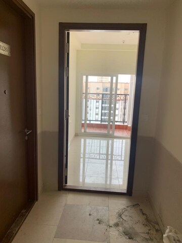 Room in 2 BHK Apartment at Prestige Jindal City, Bagalakunte – for Rent