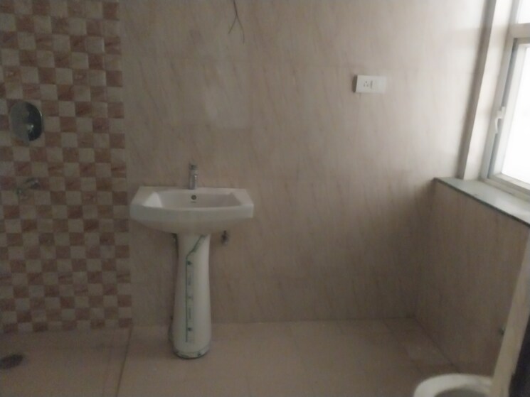 Bathroom, aditya-empress-towers 3 Bedroom 2385 Sq.Ft. Apartment In Shaikpet Hyderabad 8850167
