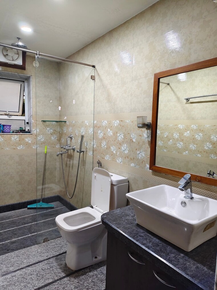 Bathroom, sd-tower 3 Bedroom 1200 Sq.Ft. Apartment In Keshtopur Kolkata 8850170