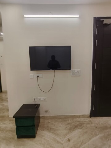 Master Bedroom in 3 BHK Builder Floor at Sector 57 – for Rent
