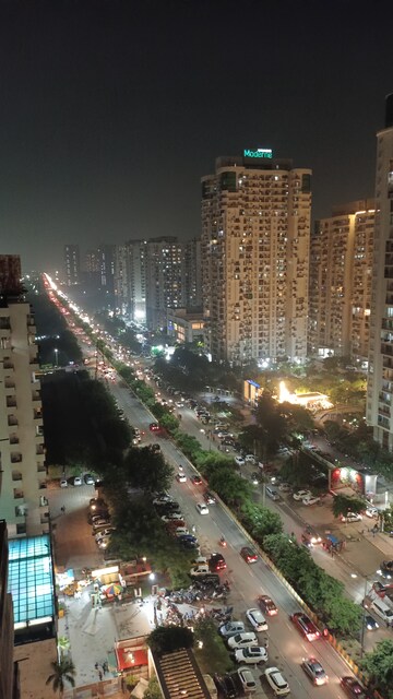2 BHK Apartment For Rent in Sethi Max Royale, Sector 76
