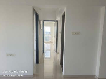  2 BHK Apartment at Nahar Cayenne, Powai – for Rent