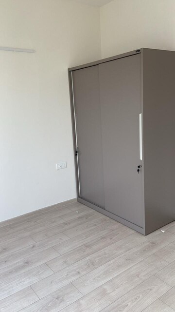 Room in 3 BHK Apartment at Shapoorji Pallonji Joyville Gurgaon, Sector 102 – for Sale