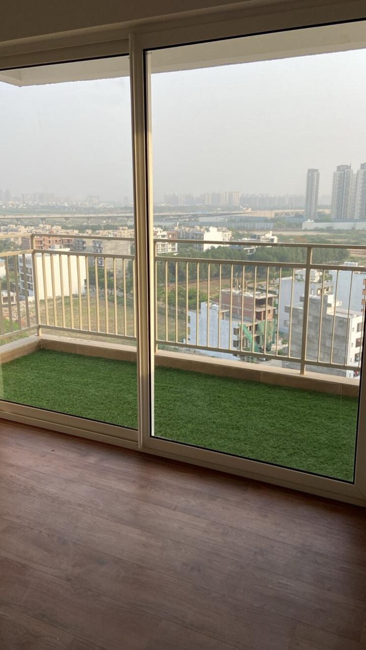 Balcony, shapoorji-pallonji-joyville-gurgaon 3 Bedroom 1692 Sq.Ft. Apartment In Sector 102 Gurgaon 8850207