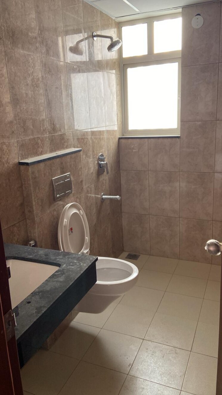 Bathroom, shapoorji-pallonji-joyville-gurgaon 3 Bedroom 1692 Sq.Ft. Apartment In Sector 102 Gurgaon 8850207