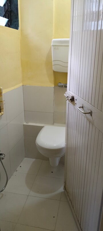 Bathroom in 1 BHK Apartment at Seawoods Sector 48 – for Rent