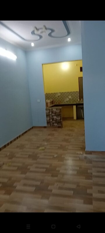 Room in 2 BHK Independent House at Jankipuram Vistar – for Rent