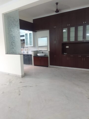 Room in 3 BHK Builder Floor at RWA Apartments Sector 47, Sector 47 – for Rent