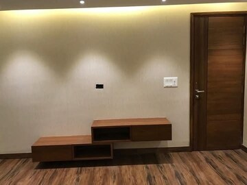 Furnished Amenities in 3 BHK Builder Floor at Igi Airport Area – for Sale