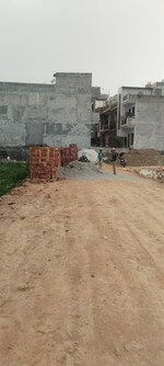 102 Sq.Yd. Plot in New Friends Colony