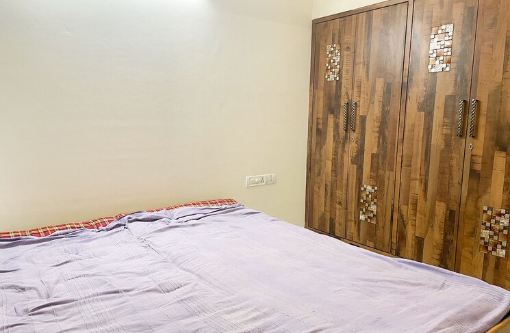 Room, thane west Pg For Girls In Thane West 8850282