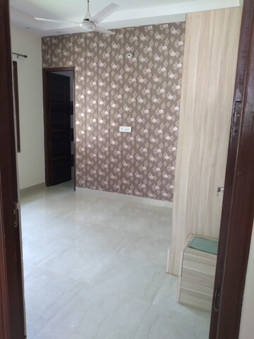 Bedroom in 2 BHK Apartment at Ambala Highway – for Rent