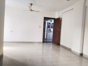 Room in 2 BHK Apartment at City Park CHS, Khanda Colony – for Rent