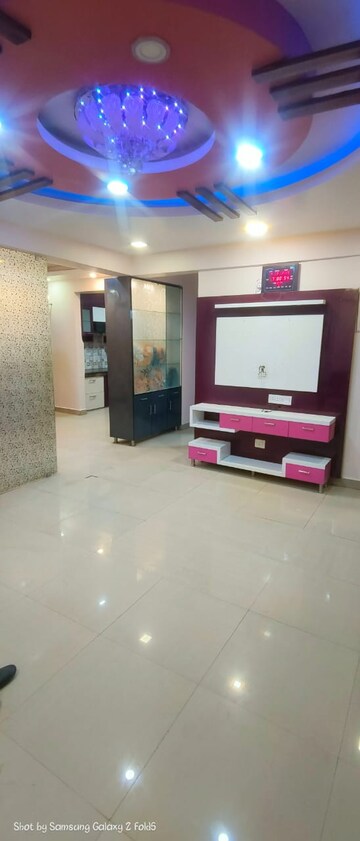 Room in 3 BHK Apartment at Sitapur Road – for Rent