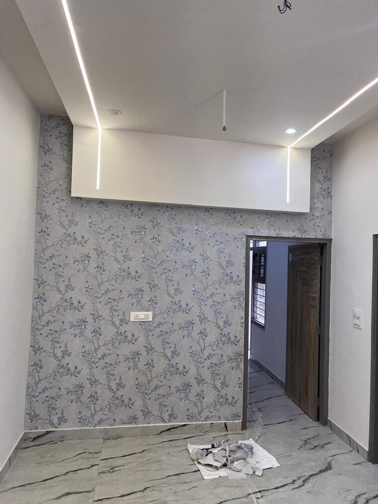 Room, sector 125 4 Bedroom 90 Sq.Yd. Independent House In Sector 125 Mohali 8850445