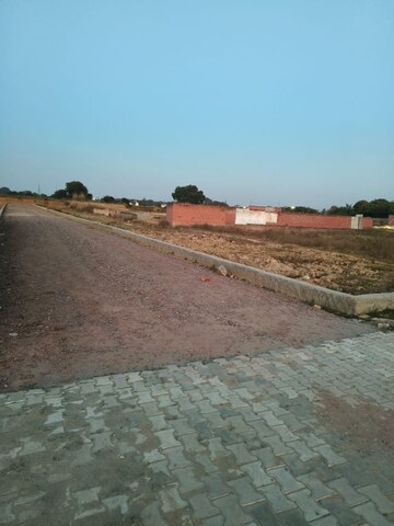  Plot For Sale in Jewar