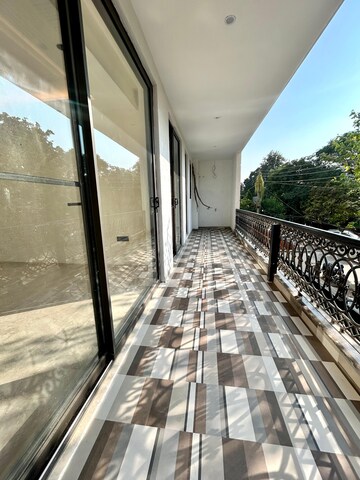 Balcony in 4 BHK Builder Floor at RWA Surya Vihar, Sector 21 – for Sale