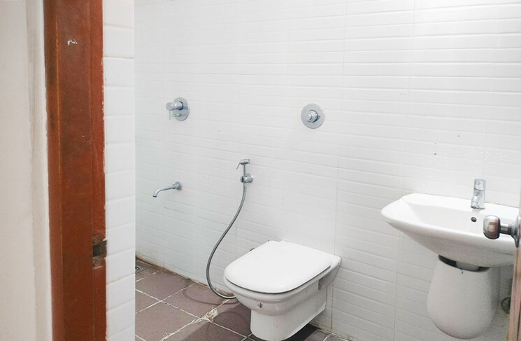Bathroom, dombivli east Pg For Boys In Dombivli East 8850459