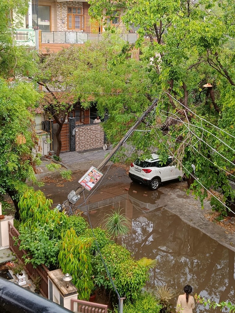 Garden, palam-vihar-residents-association  173 Sq.Yd. Plot In Palam Vihar Gurgaon 8850501