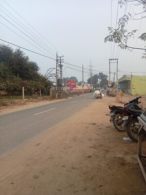  Plot – Exterior View View at Maruti Kunj - for Sale