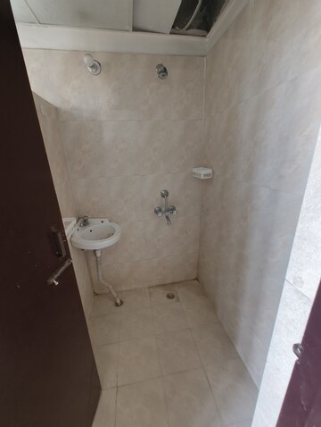 Bathroom in 1 BHK Apartment at AVL 36 Gurgaon, Sector 36 – for Rent