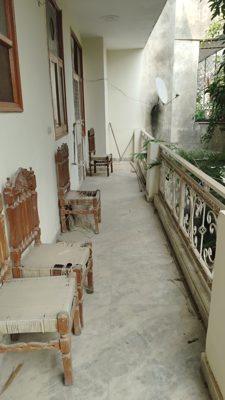 Balcony, green fields colony 3 Bedroom 1400 Sq.Ft. Builder Floor In Green Fields Colony Faridabad 8850527