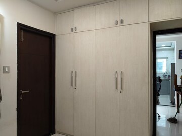 Room in 2 BHK Apartment at Vertex Panache, Gachibowli – for Rent