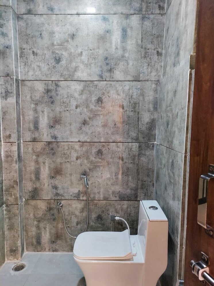 Bathroom, kursi road 2 Bedroom 1500 Sq.Ft. Independent House In Kursi Road Lucknow 8850550