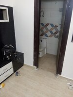 2 BHK 850 Sq.Mt. Builder Floor in A and M Shakti Plaza