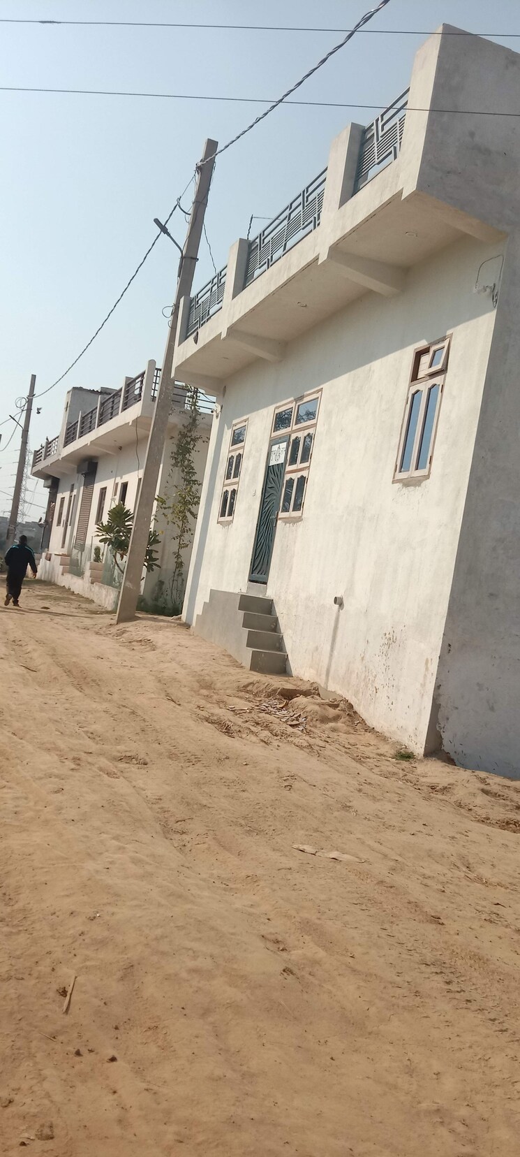 Exterior View, maruti kunj  200 Sq.Yd. Plot In Maruti Kunj Gurgaon 8850566