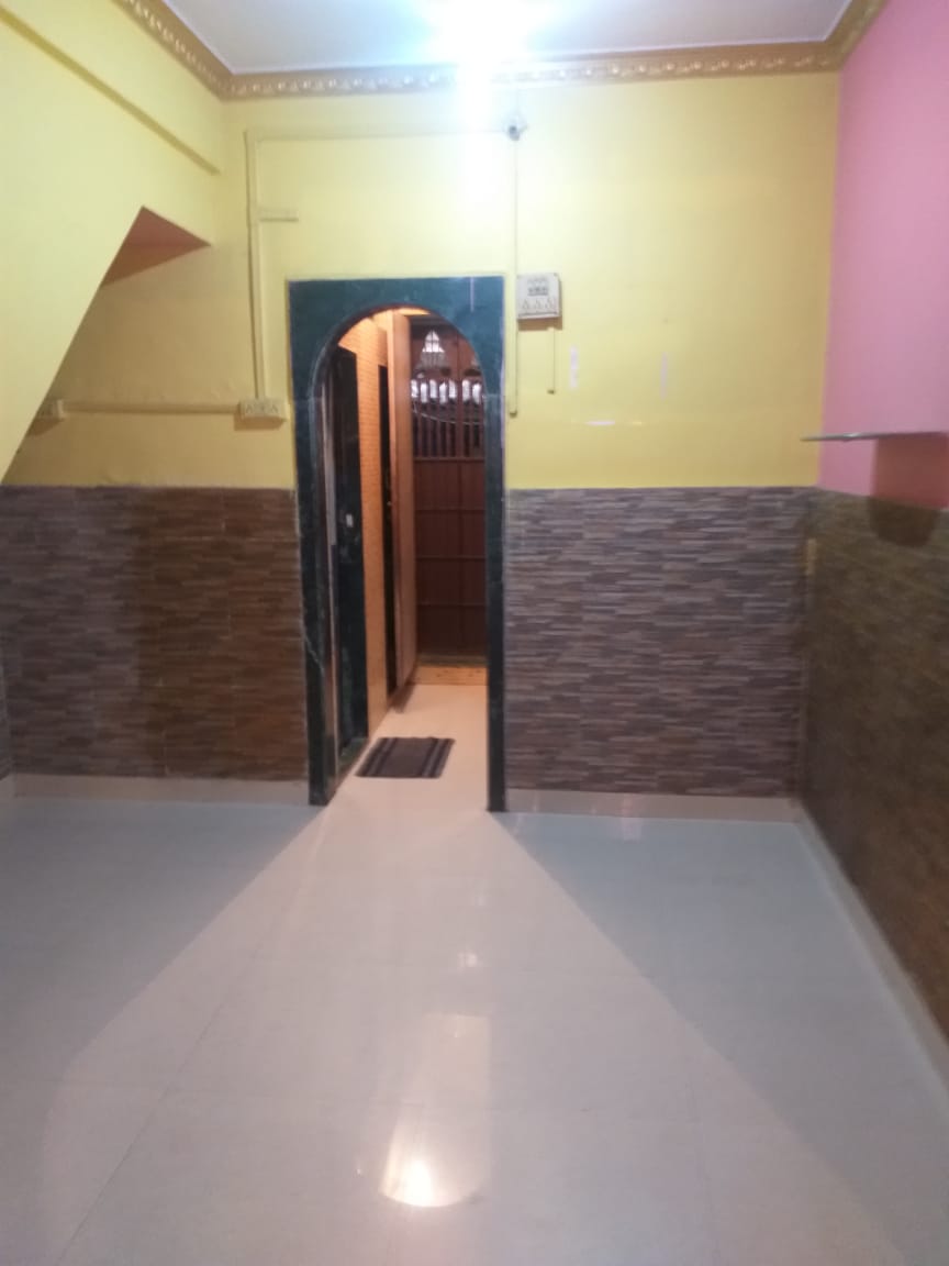1 RkApartment For Rent in Omkar Chs 