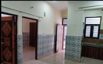Room in 3 BHK Builder Floor at Sector 1 – for Rent