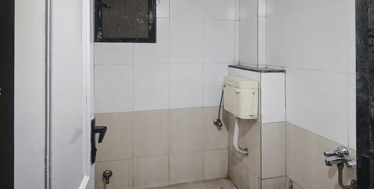 Bathroom, thane west Pg For Boys In Thane West 8850546