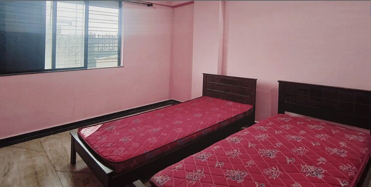 Room, thane west Pg For Boys In Thane West 8850546