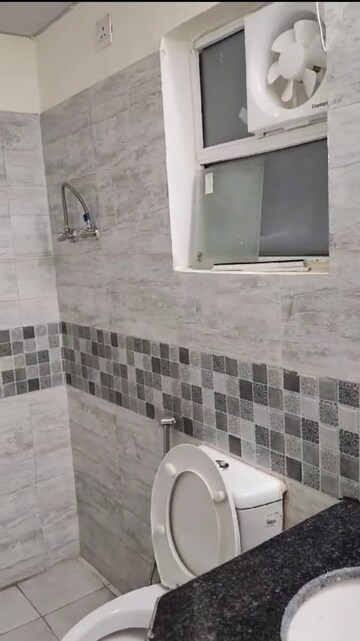 Bathroom in 2.5 BHK Independent House at Wave Prime Floors, Wave City – for Rent