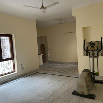 Living Room in 5 BHK Independent House at The Nest Noida, Sector 31 – for Sale
