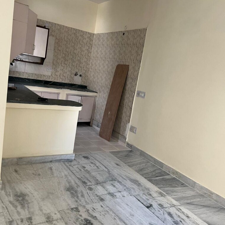 Room, the-nest-noida 5 Bedroom 250 Sq.Mt. Independent House In Sector 31 Noida 8850678