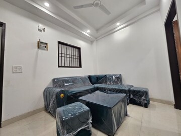 1 BHK Builder Floor For Rent in Saket