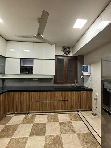 Kitchen in 4 BHK Builder Floor at Veera Safdarjung Enclave, Safdarjung Enclave – for Sale