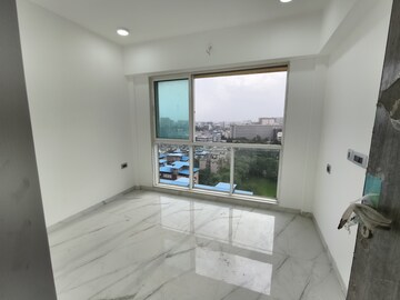 Room in 1 BHK Apartment at Nahar Amaryllis Towers and Plaza, Chandivali – for Rent