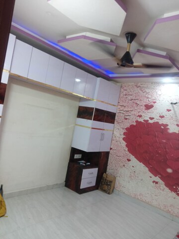 Master Bedroom in 3 BHK Builder Floor at Dwarka Mor – for Rent