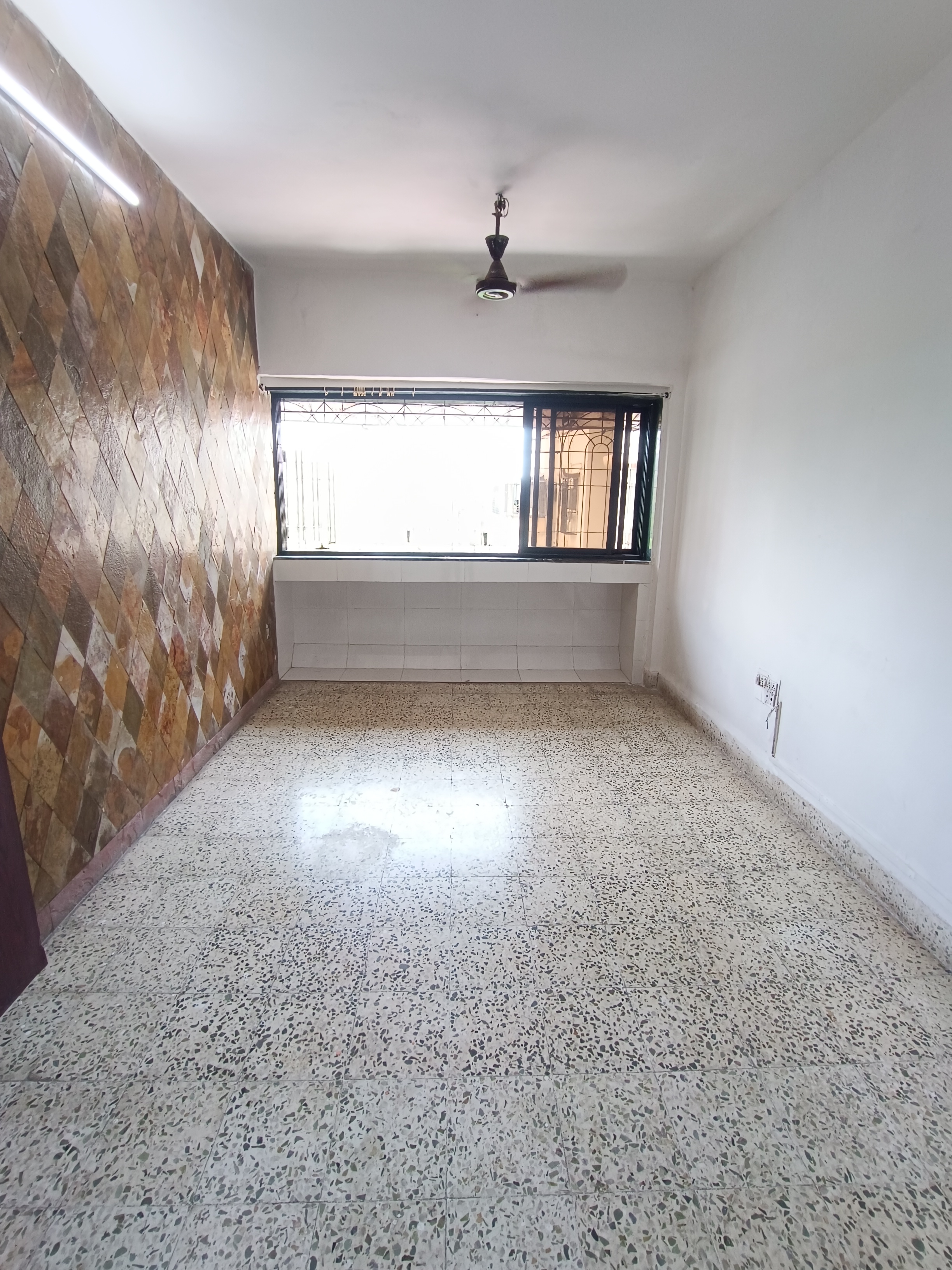 1 BHK + Study Room Apartment For Rent in Raj Sebastian Kinny Apartments