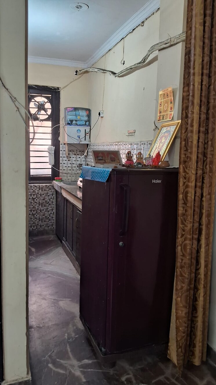 Kitchen, subhash nagar 1 Bedroom 120 Sq.Yd. Builder Floor In Subhash Nagar Delhi 8850765