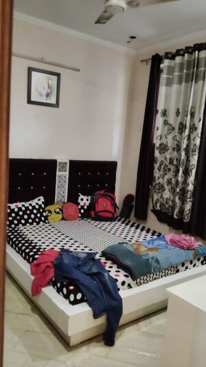Bedroom in 3 BHK Builder Floor at Sector 37 – for Sale