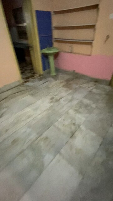 Room in 2 BHK Builder Floor at Mithanpura – for Rent